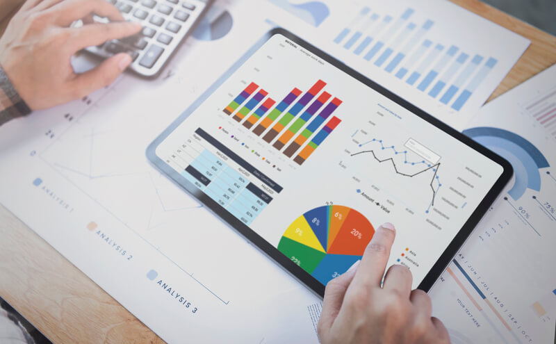 saas_sales_funnel_metrics